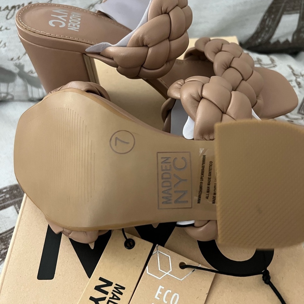 Madden NYC Tan Heels - Picture 6 of 6